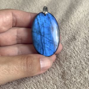 Pendentif en labradorite n°13 - Lumina Vitae