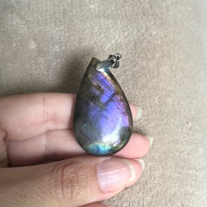 Pendentif en labradorite n°6 - Lumina Vitae